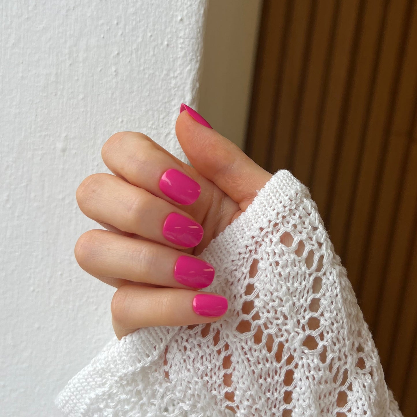 Fuchsia Bloom (Extra Short Round)