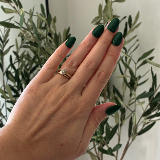 Emerald (Short Oval)