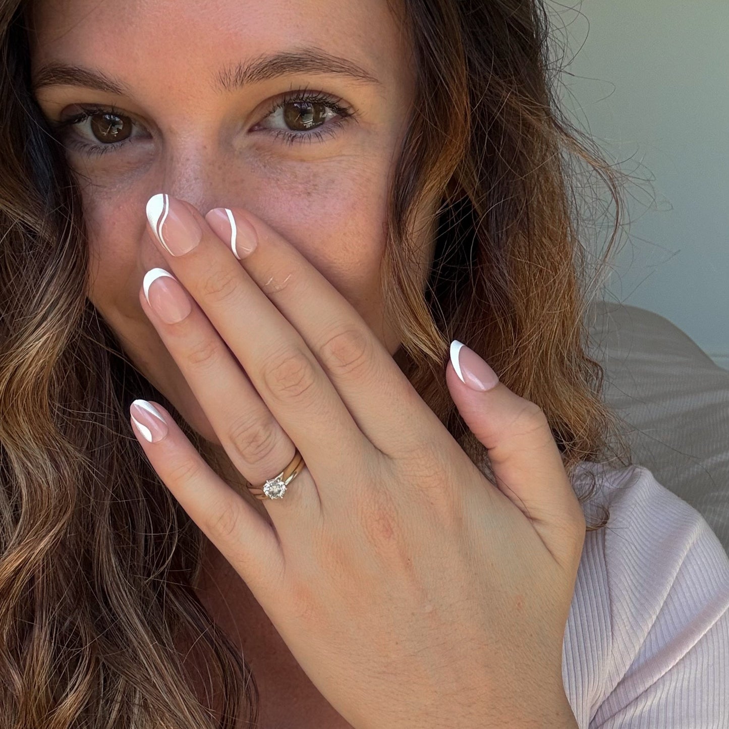 Soft Whisper (Short Oval)