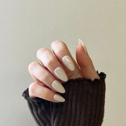 Soft Cream (Short Almond)