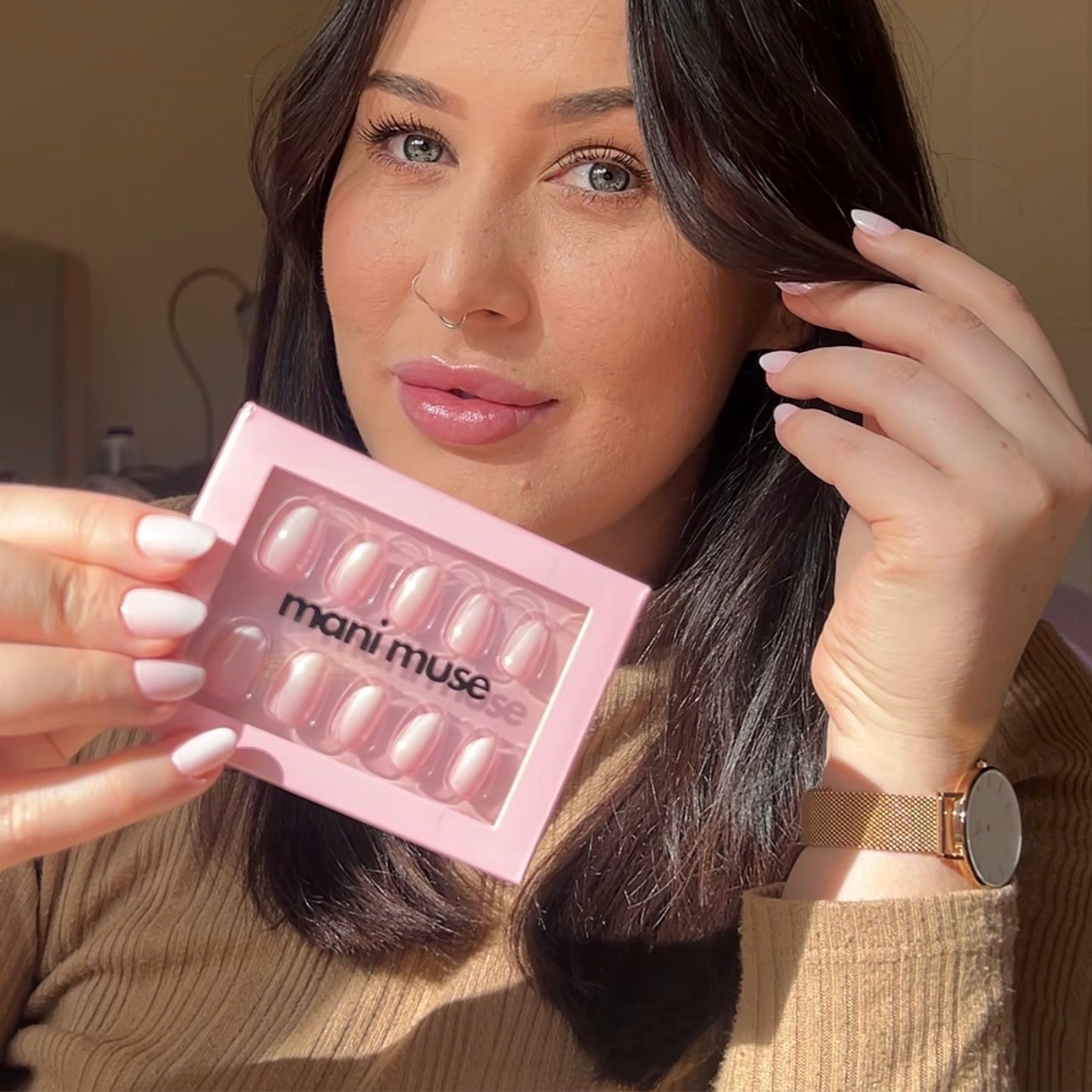 Milky Blush (Short Oval)